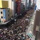 Illustration for article titled Cosplay Overruns the Streets of Osaka